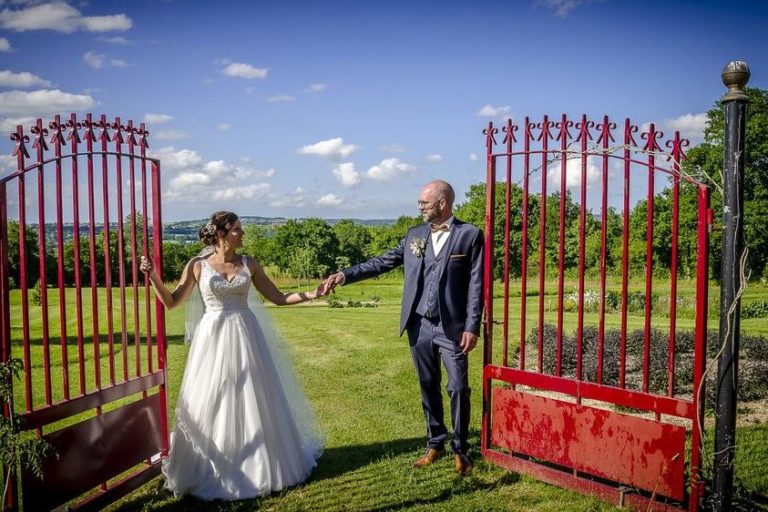 mariés dans les jardins